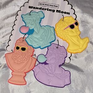 Wandering Moon Bust Luggage Tag 4pc Set